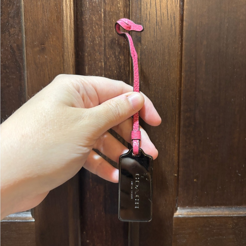 New Coach Pink Bag Hang Tag